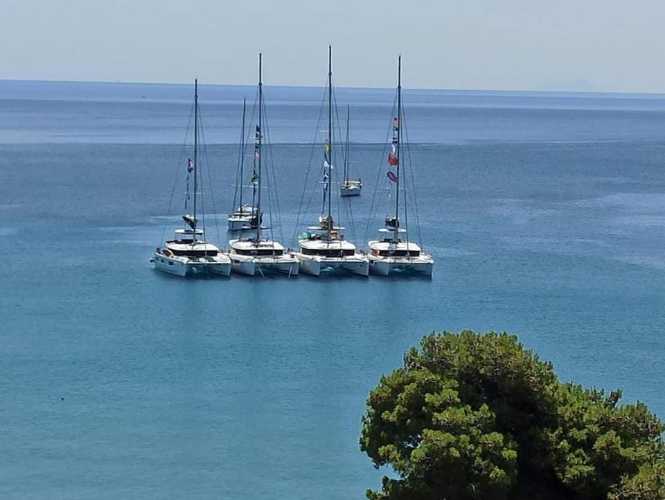 Anatoli Hotel Agia Marina  Exteriör bild